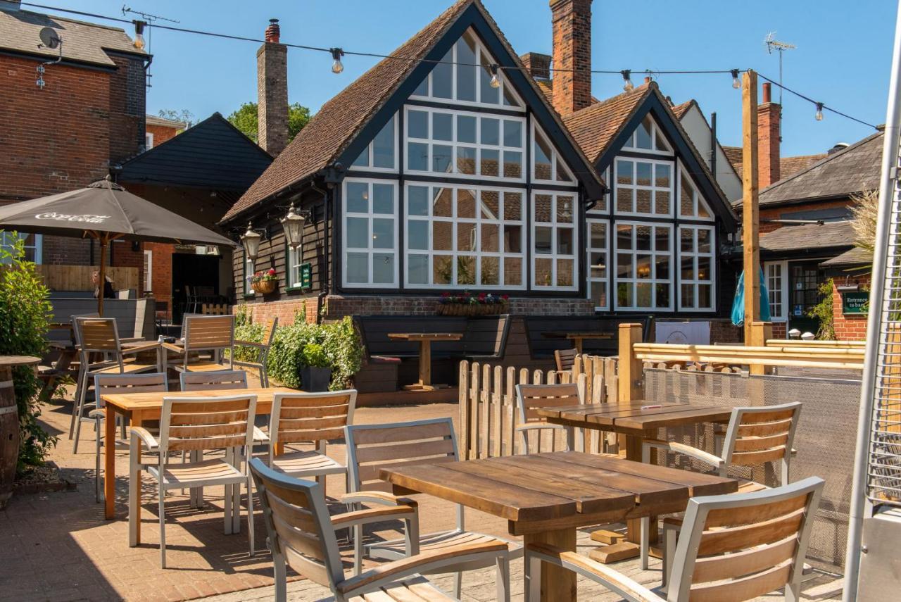 The Crown Pub And Hotel Manningtree Dış mekan fotoğraf