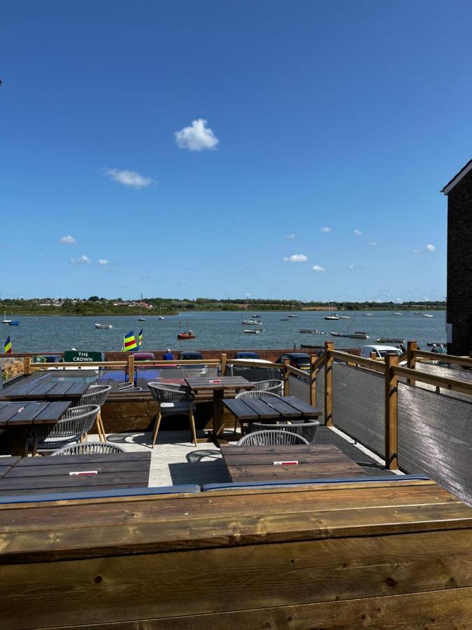 The Crown Pub And Hotel Manningtree Dış mekan fotoğraf